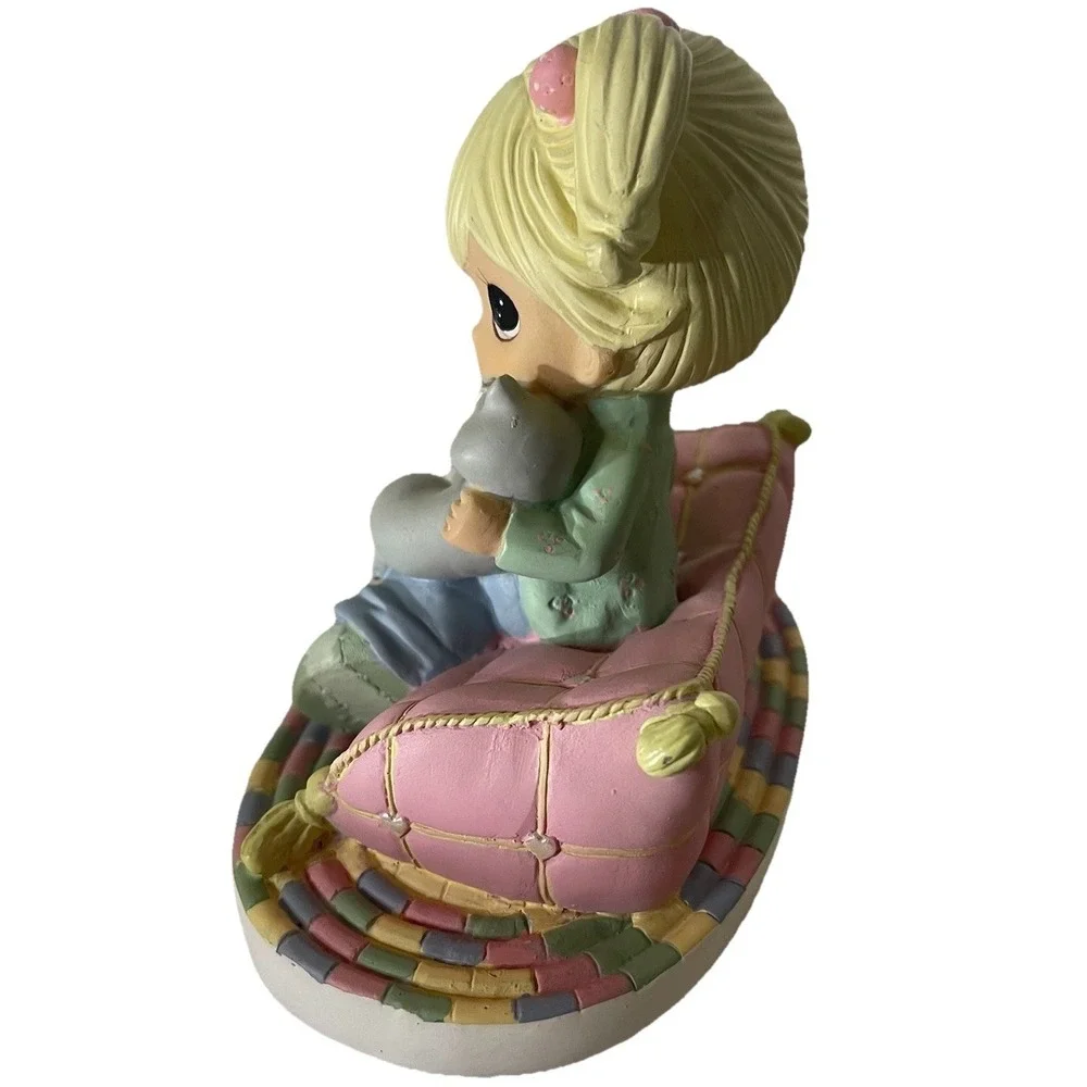 Precious Moments Home Is Where My Cats Are Figurine Pawprints Collect 1227B 2010